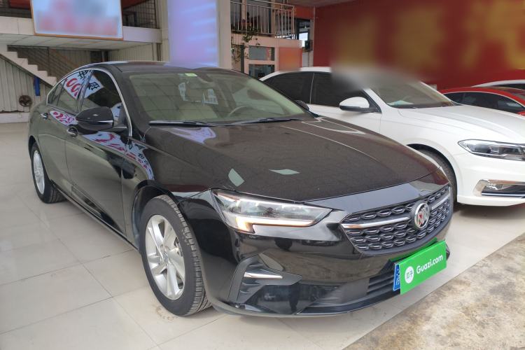 Used Buick Regal 2020 552T Elite Edition Front Right 45 Deg