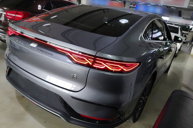 Used BYD Han 2022 DM-i 121KM Prestige Model
