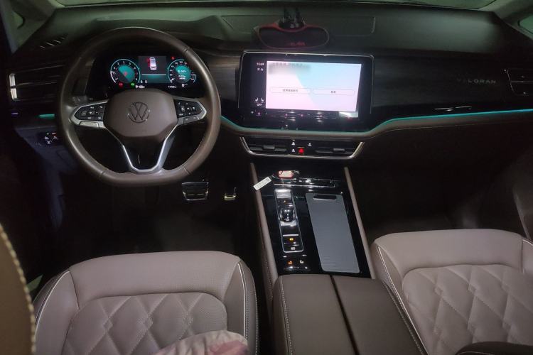 Used Volkswagen Viloran 2022 380TSI Prestige Edition
