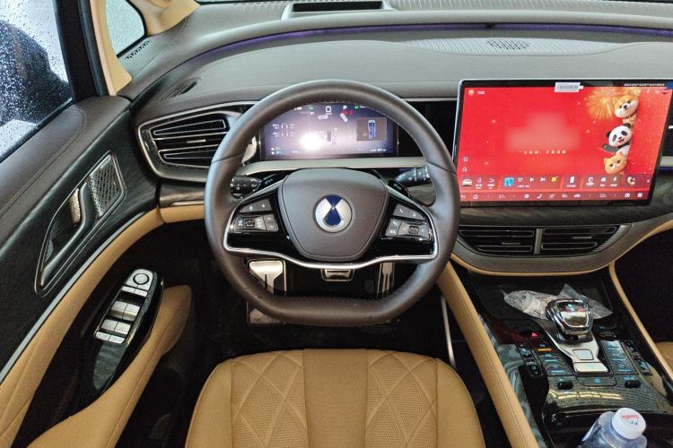 Used Denza D9 2025 DM-i Intelligent Drive 1020 Four-Wheel Drive Prestige Model Steering Wheel