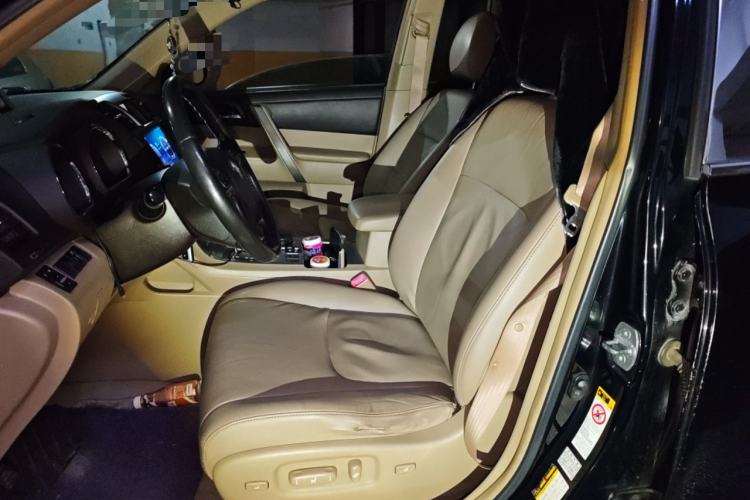 Used Toyota Highlander 2009 2.7L Two-Wheel Drive 7-Seater Luxury Navigation Edition
