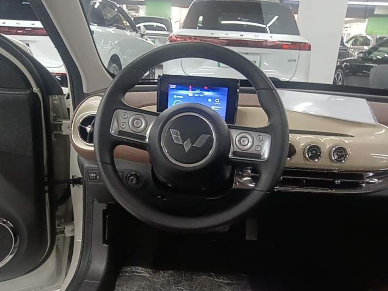 Used Wuling Bingo 2023 333 km Enjoyment Version — 10