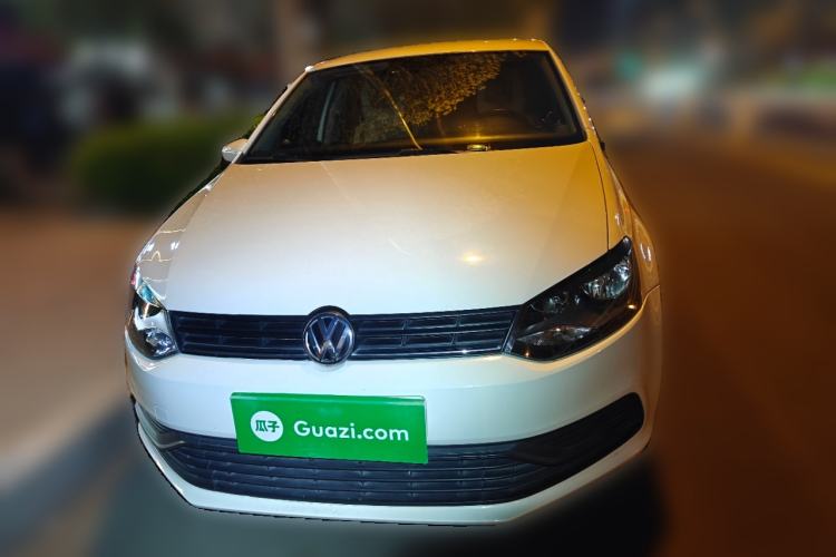 Used Volkswagen Polo 2014 1.4L Manual Fashion Edition
