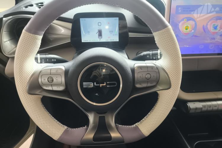 Used BYD Dolphin 2023 420 km Fashion Edition
