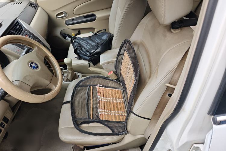 Used Venucia D50 2013 1.6L Manual Fashion Edition Left Front Seat