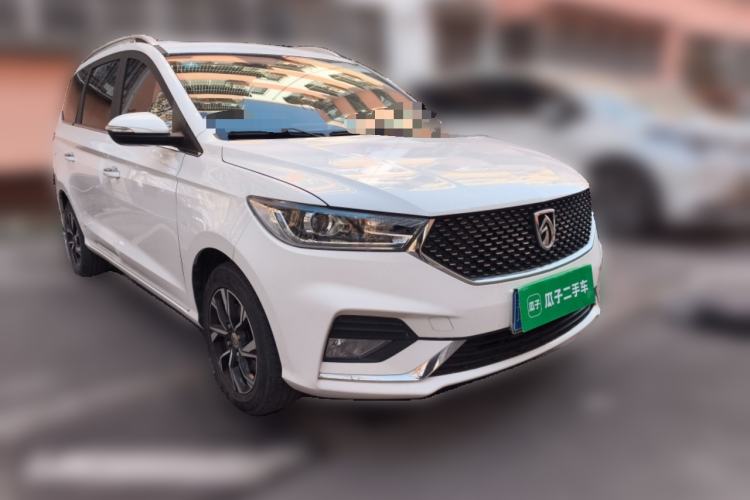 Used Baojun 360 2019 Revised Version 1.5L Manual Luxury Edition China VI
