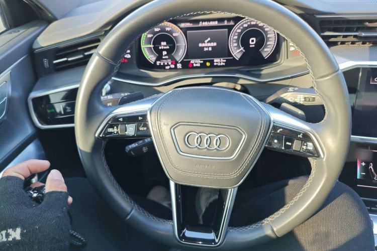 Used Audi A6L New Energy 2022 55 TFSI e quattro Steering Wheel