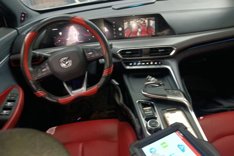 Used CHANGAN UNI-T 2020 1.5T Prestige Version
