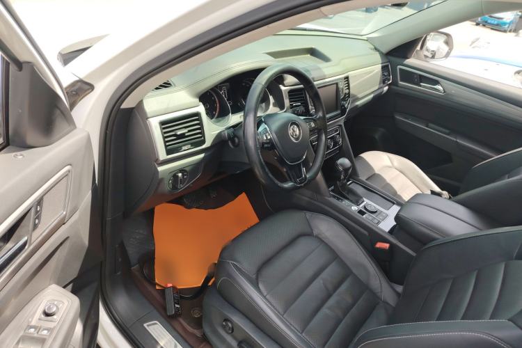 Used Volkswagen Teramont 2017 530 V6 Four-Wheel Drive Luxury Edition Driver Seat