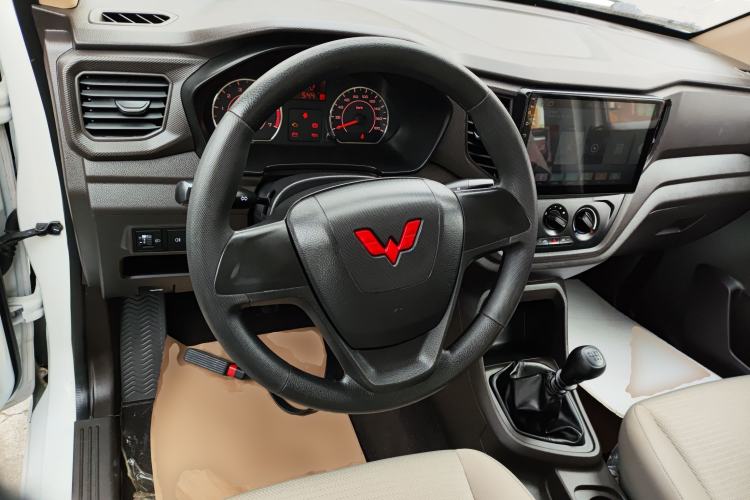 Used Wuling Hongguang V 2021 1.5L Jingqu Version LAR