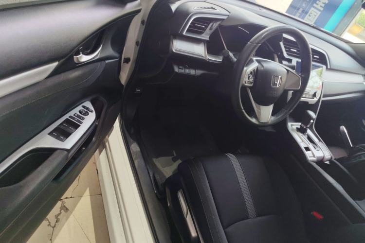 Used Honda Civic 2019 220TURBO CVT Dynamic Edition China VI