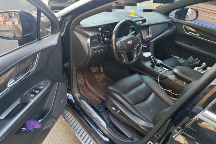 Used Cadillac XT5 2018 28E Four-Wheel Drive Tech Version
