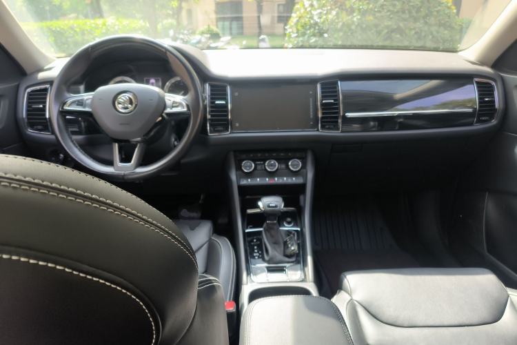 Used Skoda Kodiaq 2018 Facelifted TSI330 5-Seater Two-Wheel-Drive Luxury Enjoyment Edition
