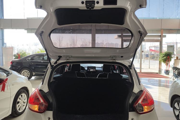 Used Baojun 310 2016 1.2L manual Comfort trim level