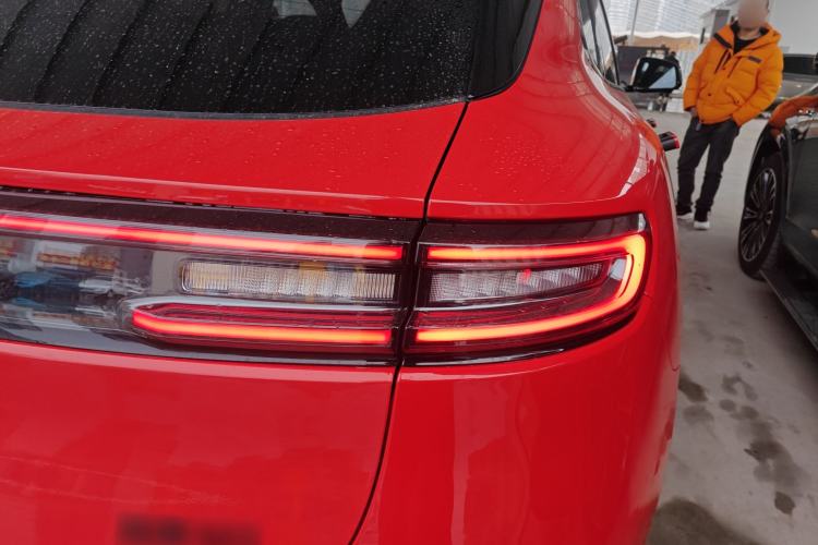 Used Hima AITO M5 2025 Extended-Range Ultra All-Wheel-Drive Version Right Rear Taillight