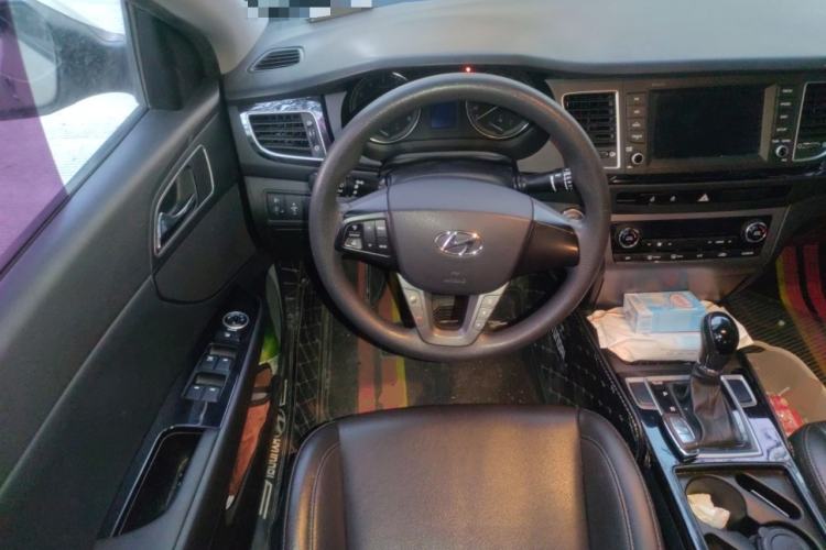 Used Hyundai Mistra 2016 1.8L Automatic Smart GLS Steering Wheel