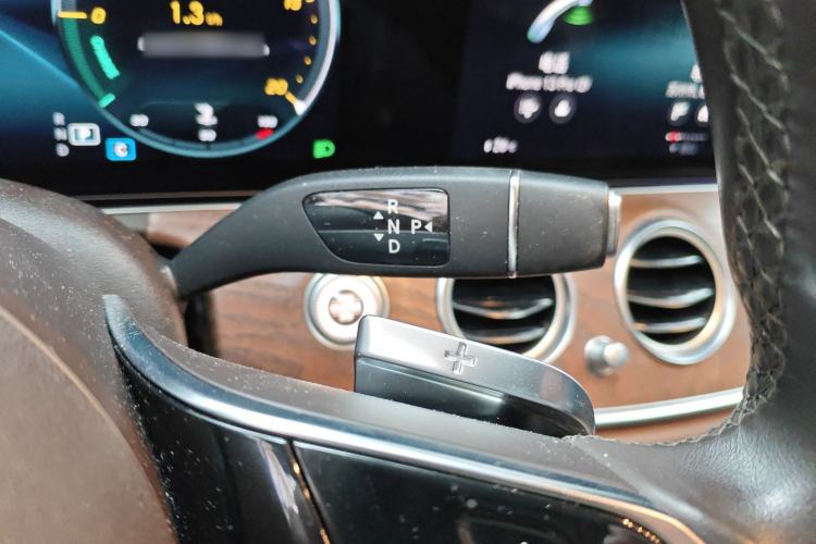 Used Mercedes-Benz E-Class 2021 Facelift E 260 L
