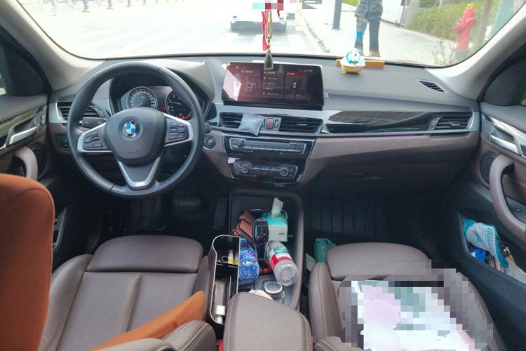 Used BMW X1 2020 sDrive25Li Leading Model
