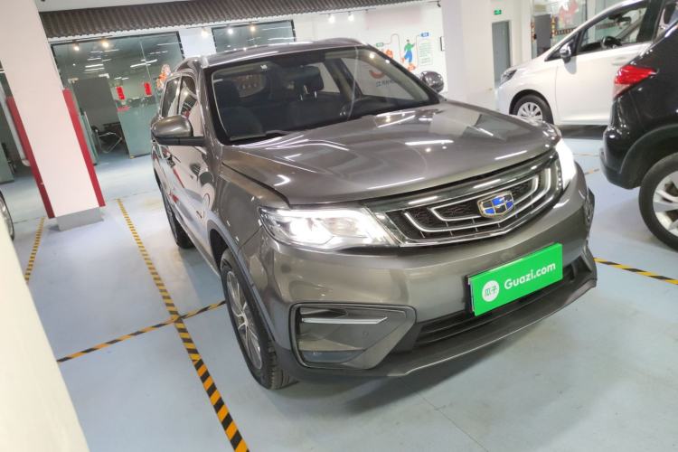 Used Geely Auto Emgrand X7 Sport 2018 1.8TD Automatic Two-Wheel Drive Smart Connect 4G Internet Edition Front Right 45 Deg