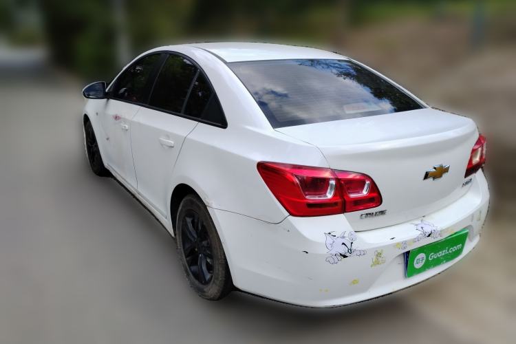 Used Chevrolet Cruze 2015 1.5L Classic SE MT Rear Left 45 Deg