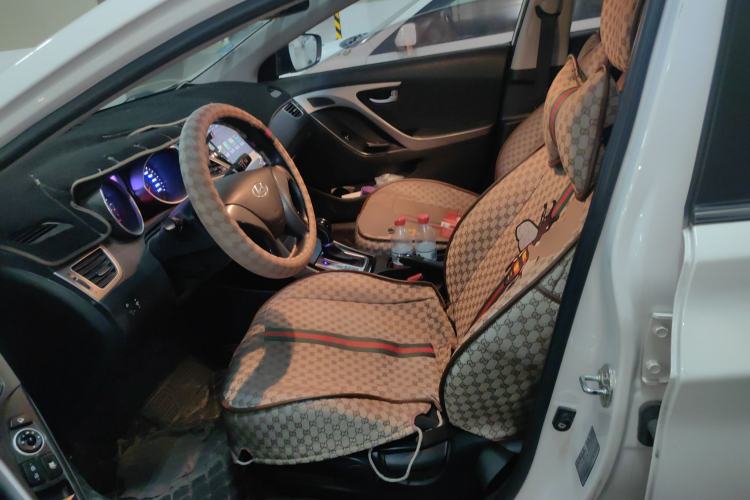 Used Hyundai Elantra (5th Generation / Langdong) 2015 1.6L Automatic Leading Model