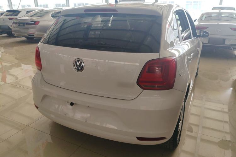 Used Volkswagen Polo 2016 1.4L Manual Fashion Model