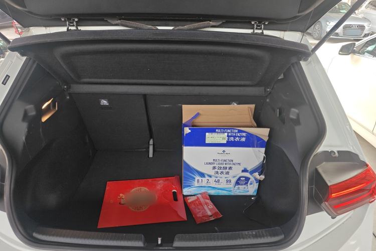 Used Volkswagen ID.3 2025 Smart Version Pure & Intelligent Enjoyment Edition Trunk