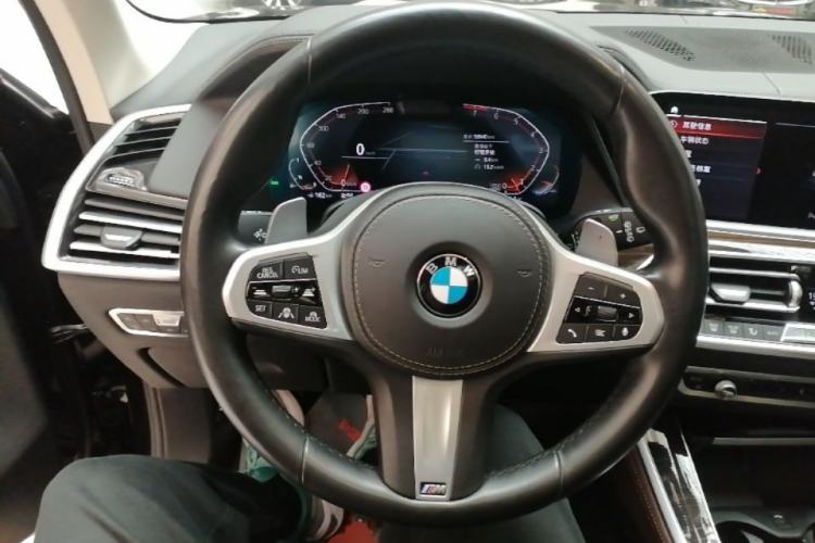 Used BMW X5 2020 xDrive40i Luxury Model with M Sport Package
