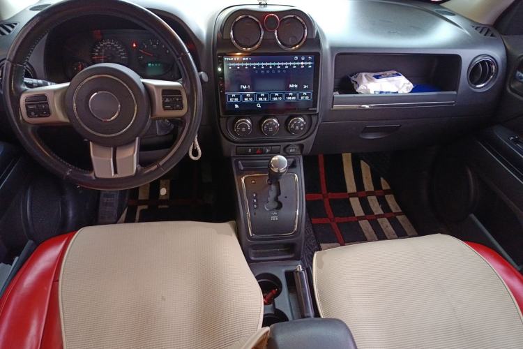 Used Jeep Patriot 2013 2.4 Sport Edition Center Console