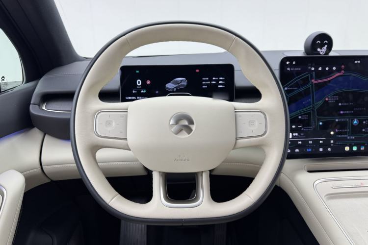 Used Nio ES6 2025 75 kWh Steering Wheel