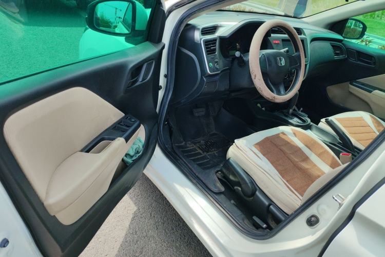 Used Honda City 2015 1.5L CVT Comfort Version Driver Seat