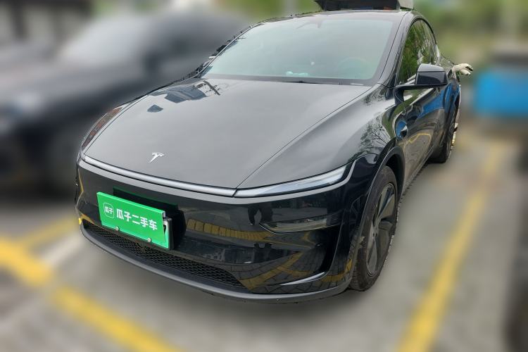 Used Tesla Model Y 2025 Rear-Wheel-Drive Version