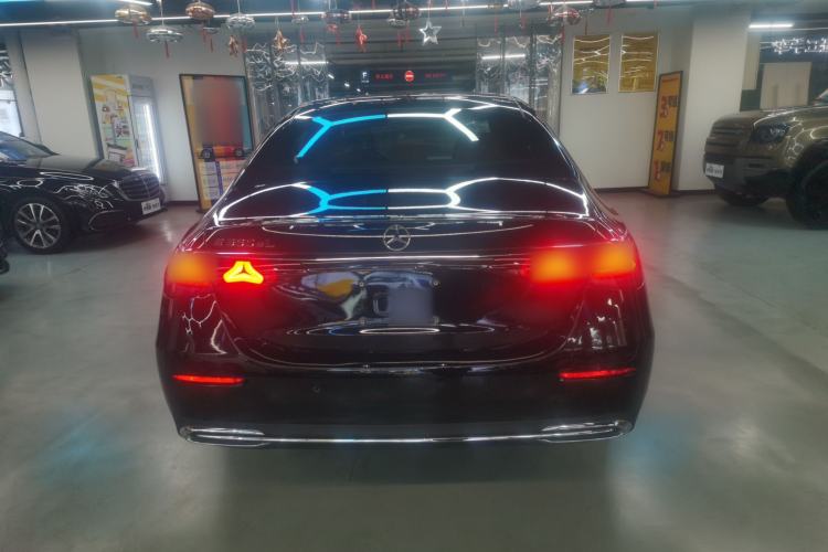 Used Mercedes-Benz E-Class New Energy 2024 E 350 e L Plug-in Hybrid Sedan Rear