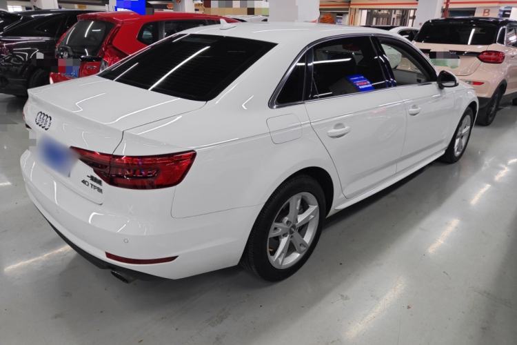 Used Audi A4L 2017 40 TFSI Fashion Model
