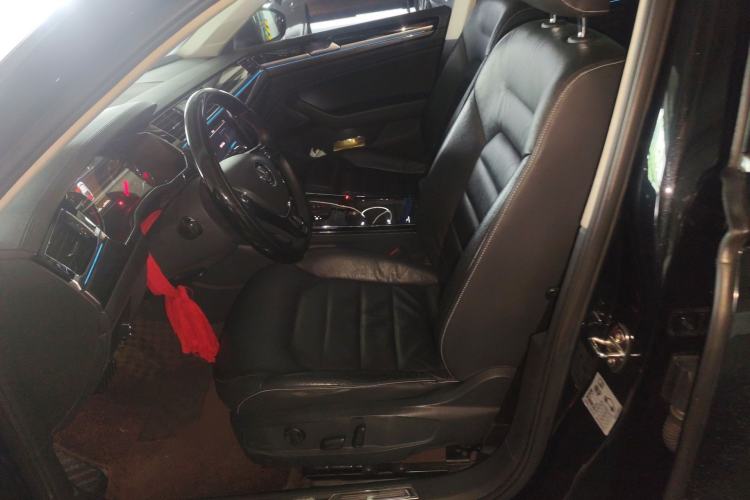 Used Volkswagen Phideon 2018 Revised Version 380TSI Two-Wheel Drive Business Edition
