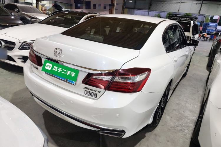 Used Honda Accord 2016 2.0L Elite Edition Rear Right 45 Deg