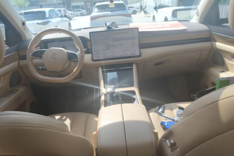 Used Hima AITO M7 2024 1.5T Intelligent Driving 4WD Max Edition 5 Seats Center Console