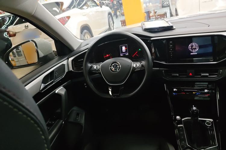 Used Volkswagen Tayron 2022 280TSI Two-Wheel Drive Luxury Smart Connectivity Version Steering Wheel