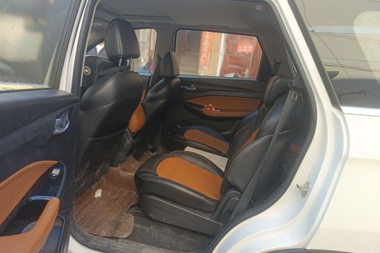 Used Wuling Hongguang S3 2018 1.5L Manual Luxury Model China V Standard