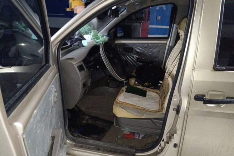 Used Wuling Rongguang V 2018 1.5L Practical Version Driver Seat