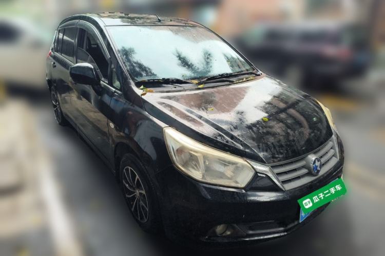 Used Venucia R50 2014 1.6L Automatic Splendid Edition