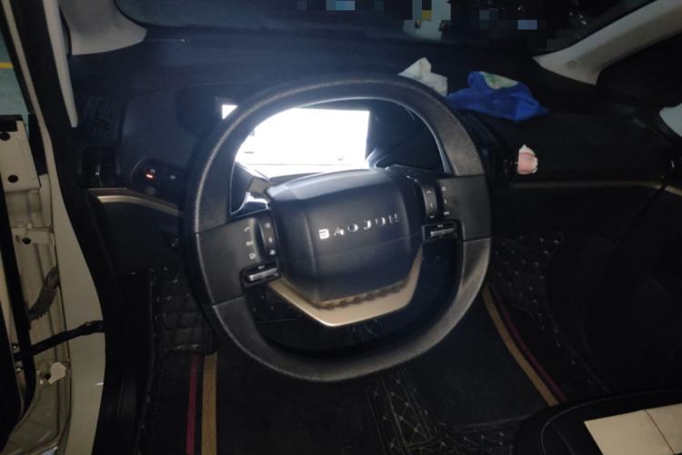 Used Baojun KiWi EV 2021 Artist Model Ternary Lithium Steering Wheel