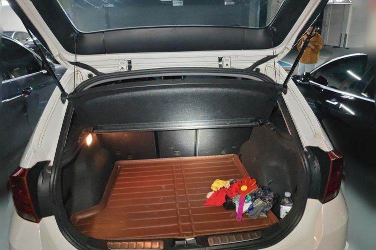 Used BMW X1 2015 sDrive18i Leading Edition Trunk