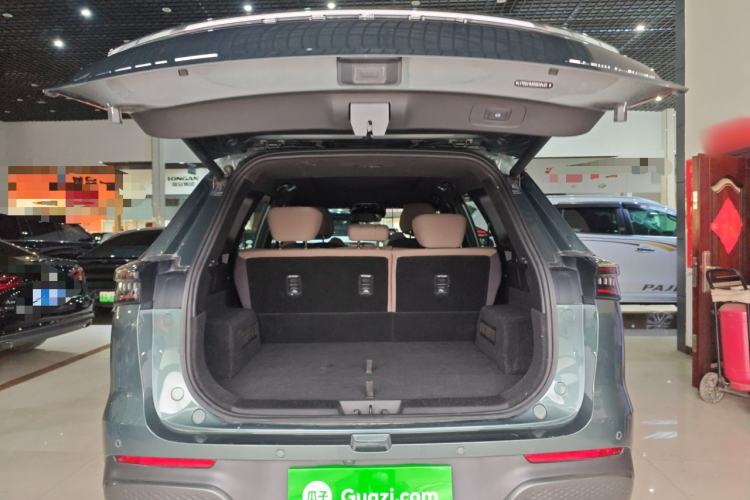 Used Chery Tiggo 8 PLUS 2025 290TGDI DCT Prestige 5-Seater
