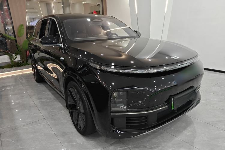 Used Li Auto L8 2023 Pro Model
