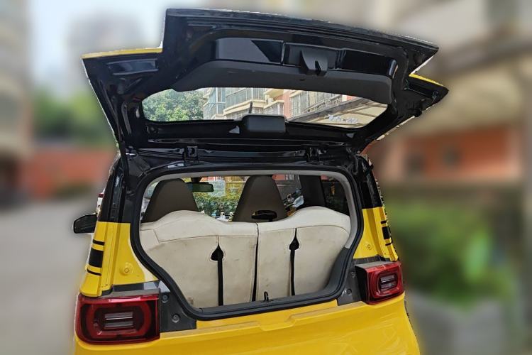 Used Wuling Hongguang MINIEV 2021 Macaron Premium Model – Lithium Iron Phosphate