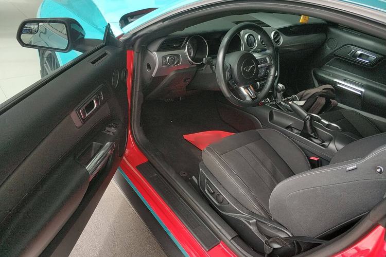 Used Ford Mustang 2019 2.3T Automatic Hardtop Base Version U.S. Specification