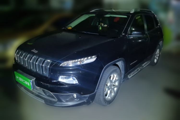 Used Jeep Cherokee 2017 2.0L Superior Edition