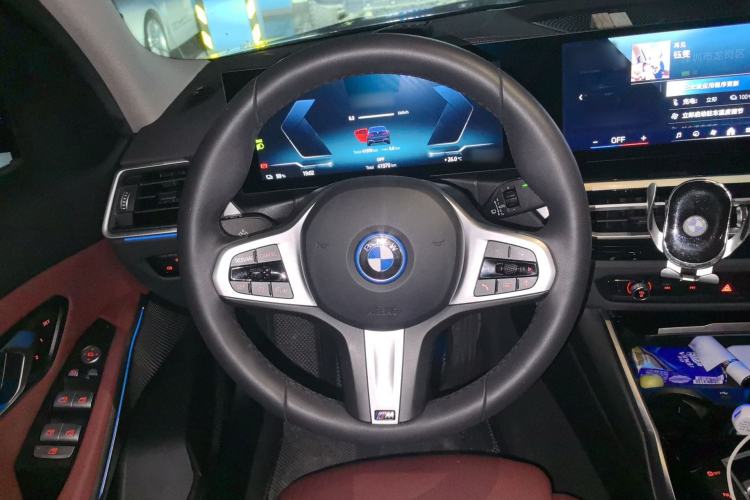 Used BMW i3 2024 eDrive 35 L
