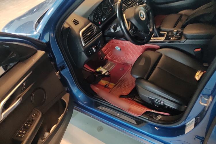 Used BMW 1 Series 2017 118i Sport Edition Driver Seat